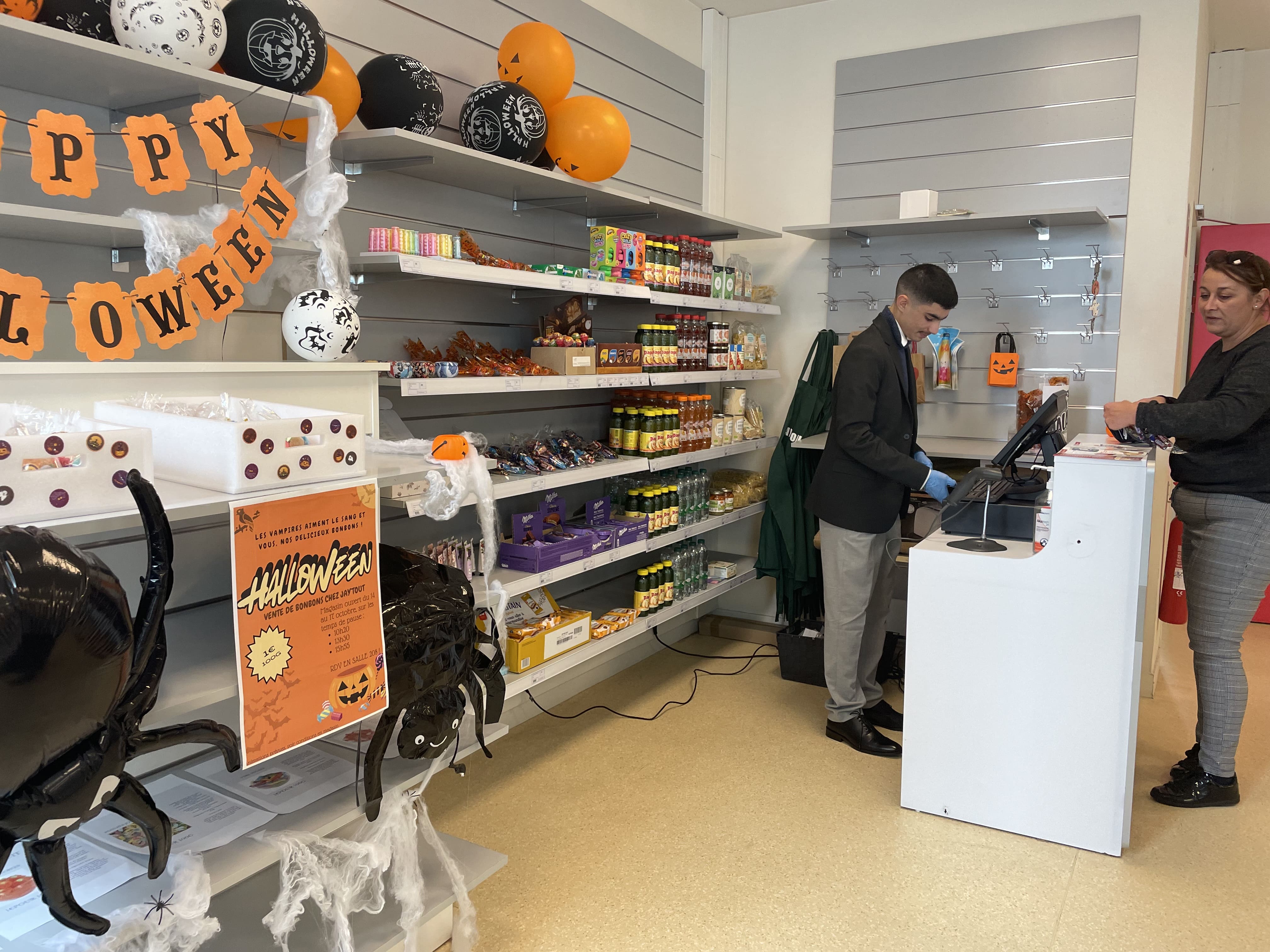  Jay’tout : Le magasin éphémère d'Halloween