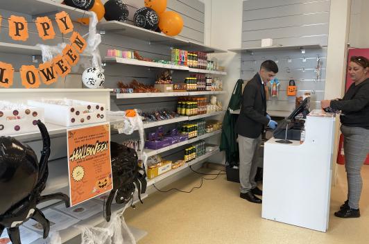  Jay’tout : Le magasin éphémère d'Halloween